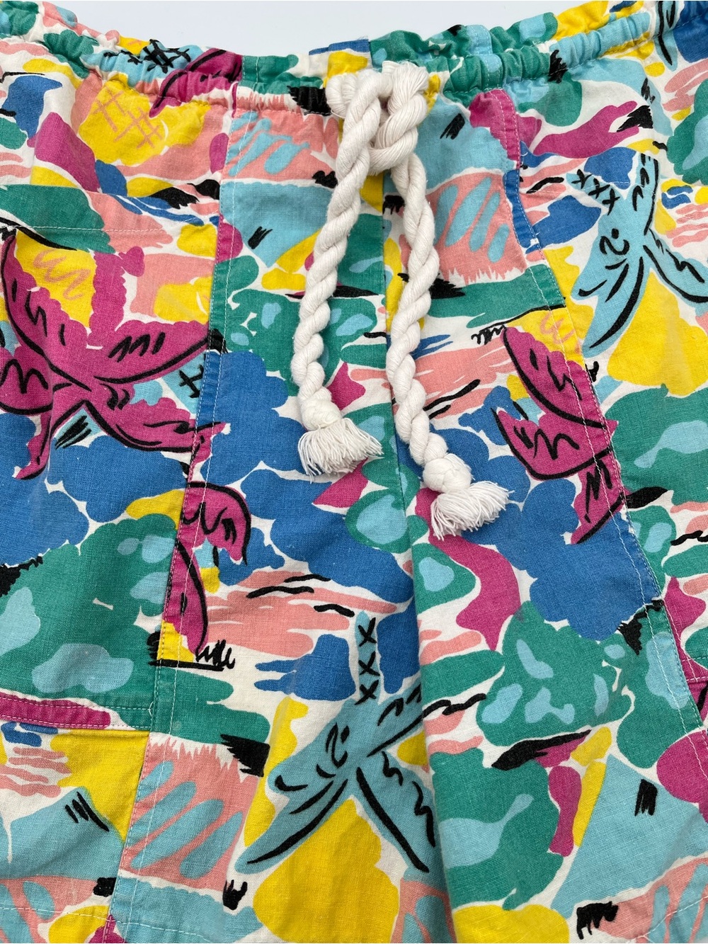 Vintage 80s California Splash Women’s Shorts AOP Beach Palm Tree Retro - Picture 2 of 8